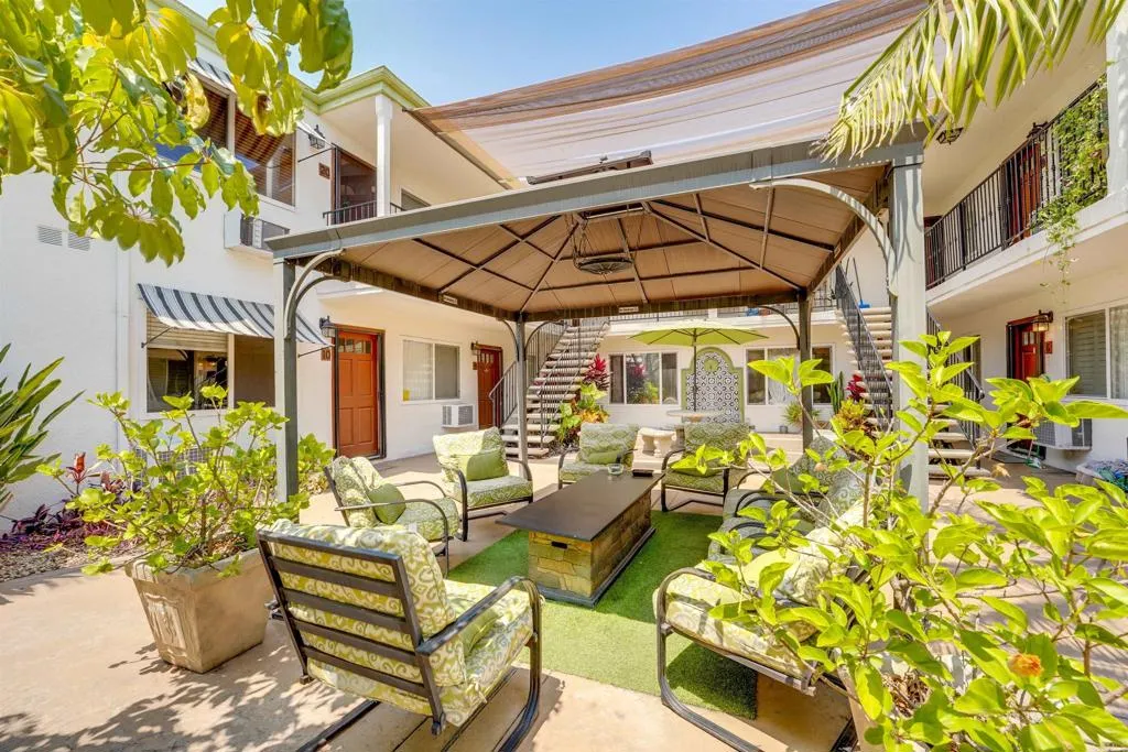 https://cdn.realtyfeed.com/cdn/127/306519458/6d612791bafc0ce0841f915f015d3143.webp