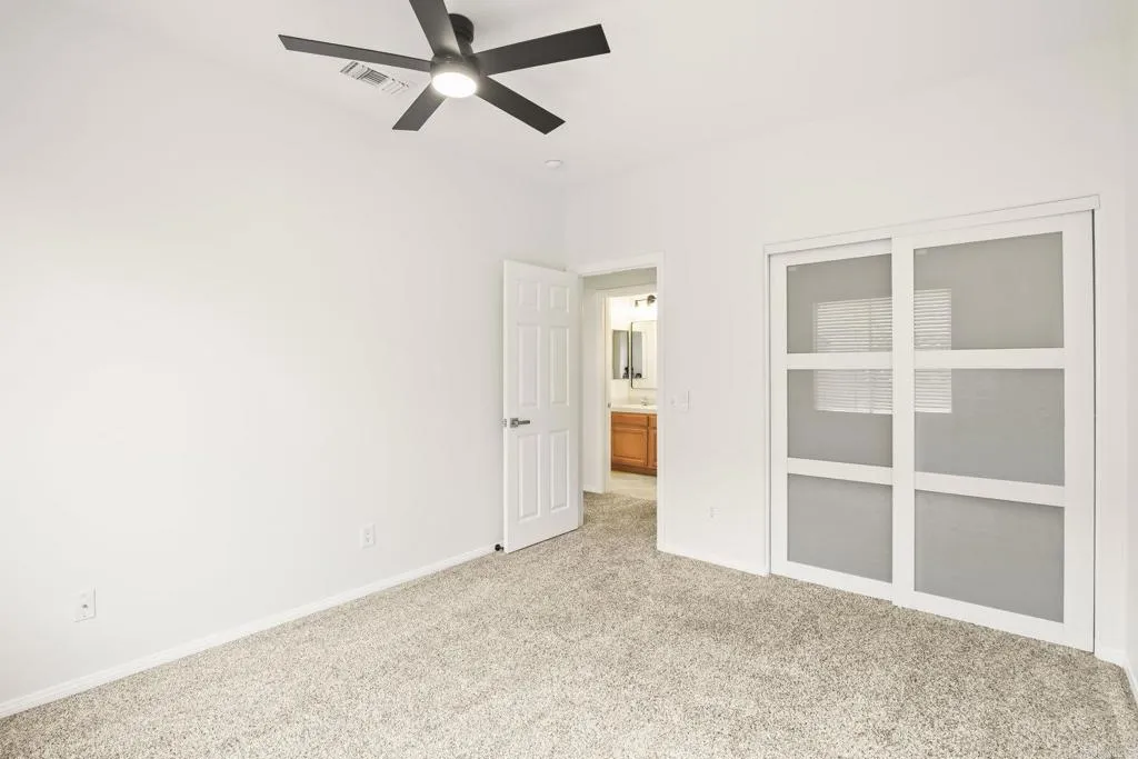 https://cdn.realtyfeed.com/cdn/127/306519508/16bc5b68ad708402881bf1f6825f4acd.webp