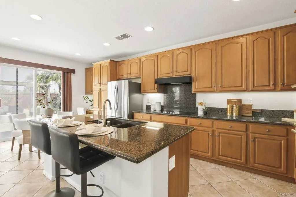 https://cdn.realtyfeed.com/cdn/127/306519508/413dbdea88d9d3d0df3275bb86f74b25.webp