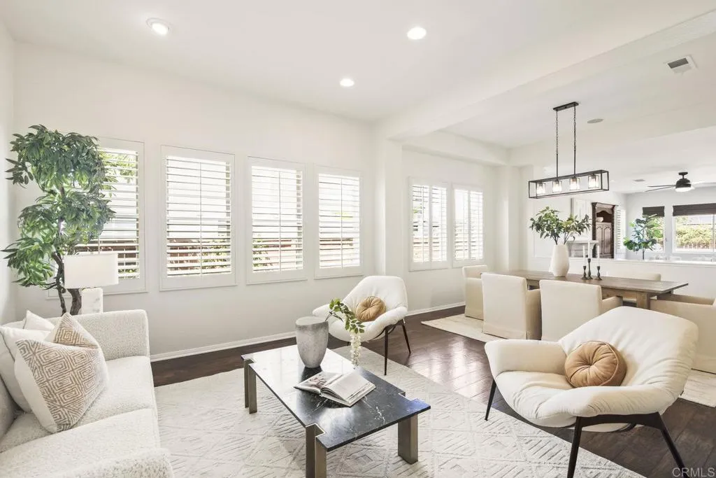 https://cdn.realtyfeed.com/cdn/127/306519508/530f769198da2646cf98eb8e803bb324.webp