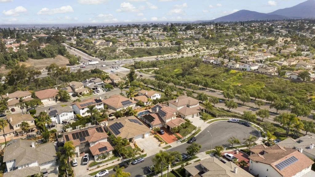 https://cdn.realtyfeed.com/cdn/127/306519508/ef6a0790a6cc729abbecce8ca94ef311.webp