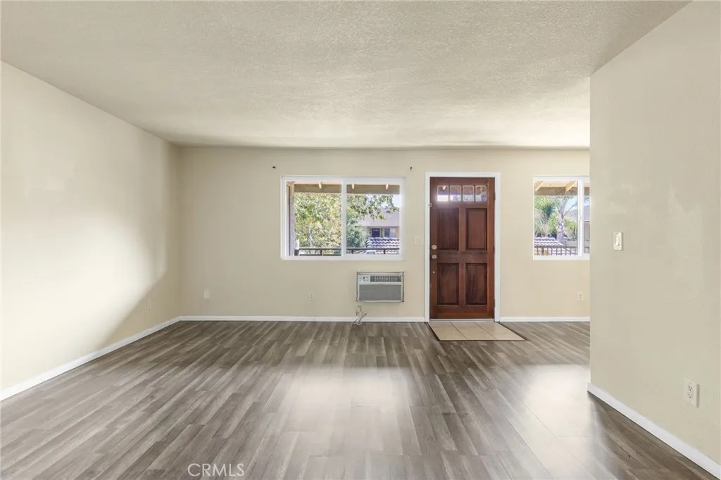 https://cdn.realtyfeed.com/cdn/127/306519519/2f7128ac9d5f2a1d9348c983c034ba39.webp