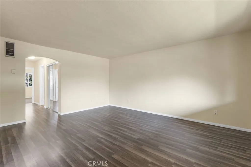 https://cdn.realtyfeed.com/cdn/127/306519519/e89252ec030ebd49867ce6468dfe3182.webp