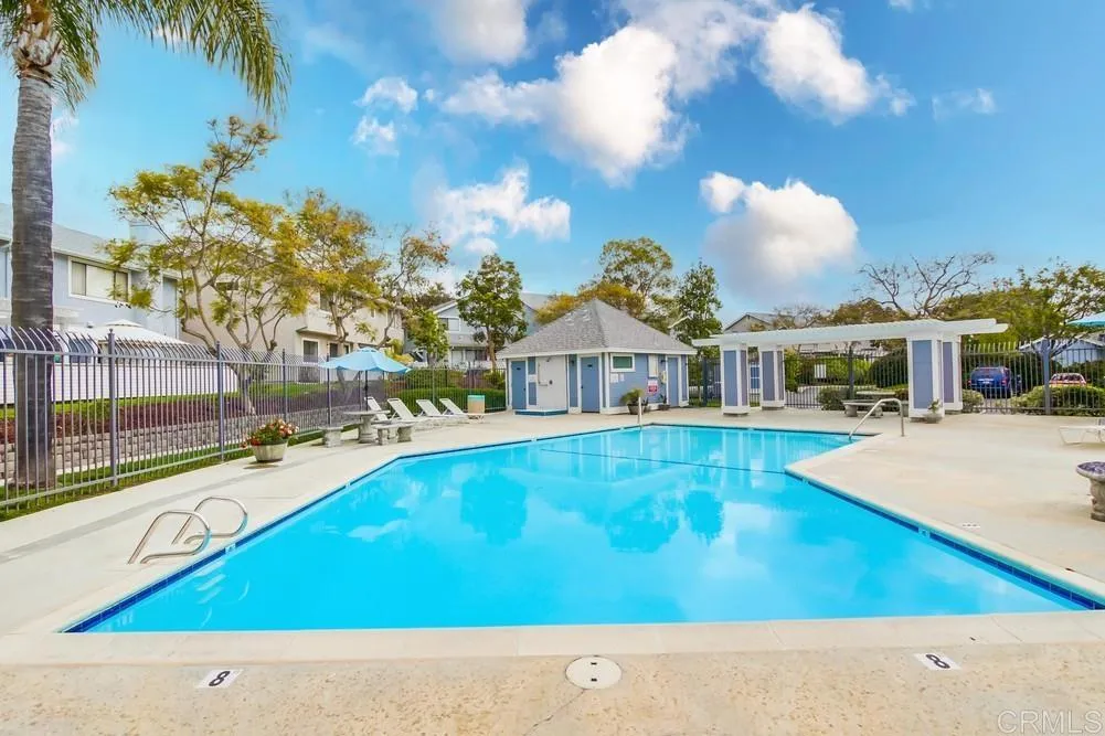 https://cdn.realtyfeed.com/cdn/127/306519523/0c1de062206550e27e29e1b6fdebd77d.webp