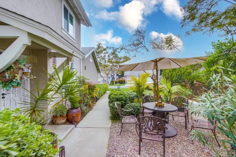 https://cdn.realtyfeed.com/cdn/127/306519523/1901dff5a01db2163988ca714aee4a09.webp