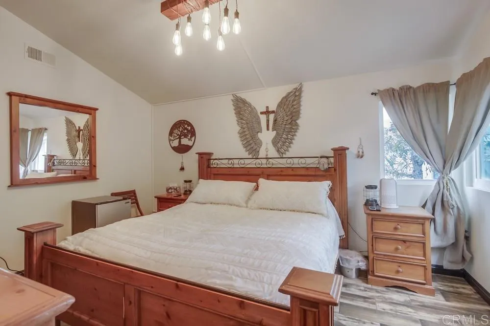 https://cdn.realtyfeed.com/cdn/127/306519523/dae493092a8f18cd96b54e2dfe74ebf7.webp