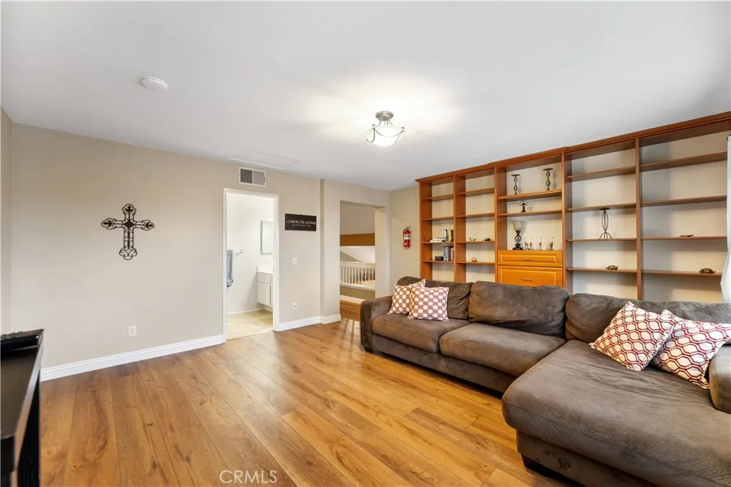 https://cdn.realtyfeed.com/cdn/127/306519524/0fd2078717e2cd51533709611681290b.webp