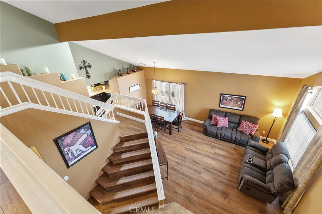 https://cdn.realtyfeed.com/cdn/127/306519524/25bb41b5fc951a117e3c5c48d7290bf0.webp