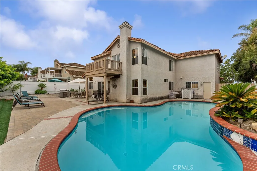 https://cdn.realtyfeed.com/cdn/127/306519524/71c3f5914bd422e4c8719a51527e4e66.webp