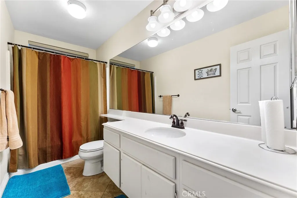 https://cdn.realtyfeed.com/cdn/127/306519524/973acce1753a5edb97e83ba82a4474bf.webp
