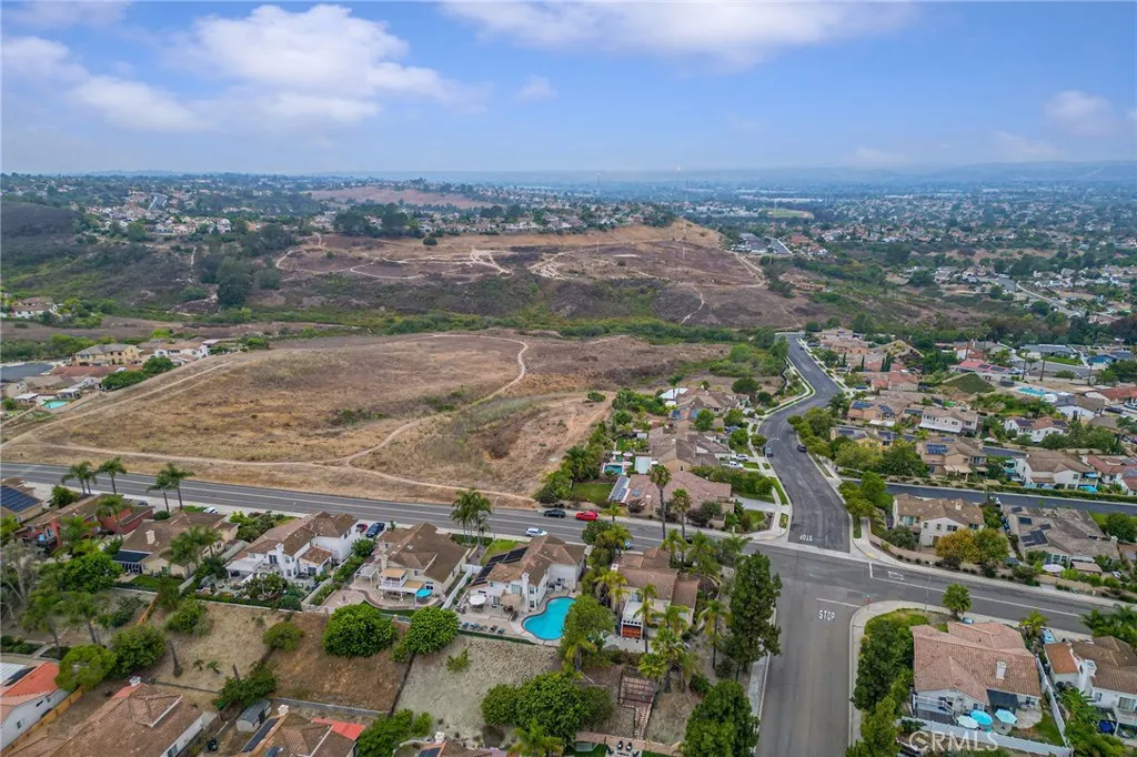 https://cdn.realtyfeed.com/cdn/127/306519524/9c5c7353c2d46a60afe0b1ab36d4fd43.webp