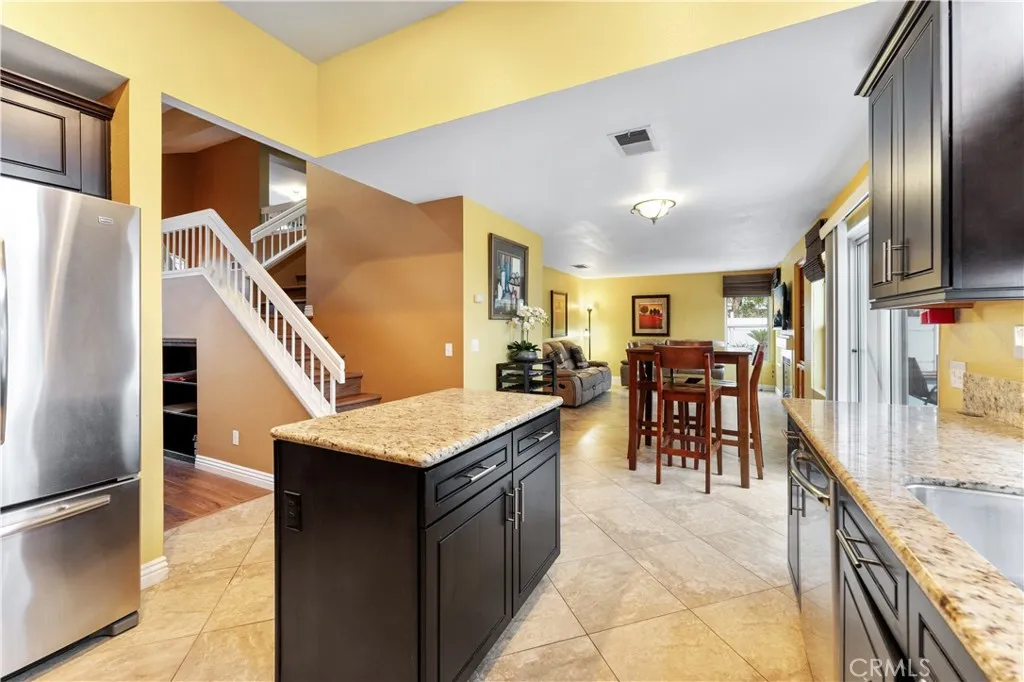 https://cdn.realtyfeed.com/cdn/127/306519524/ae4f9c30b3f7d8a65eac9b04a354ff45.webp