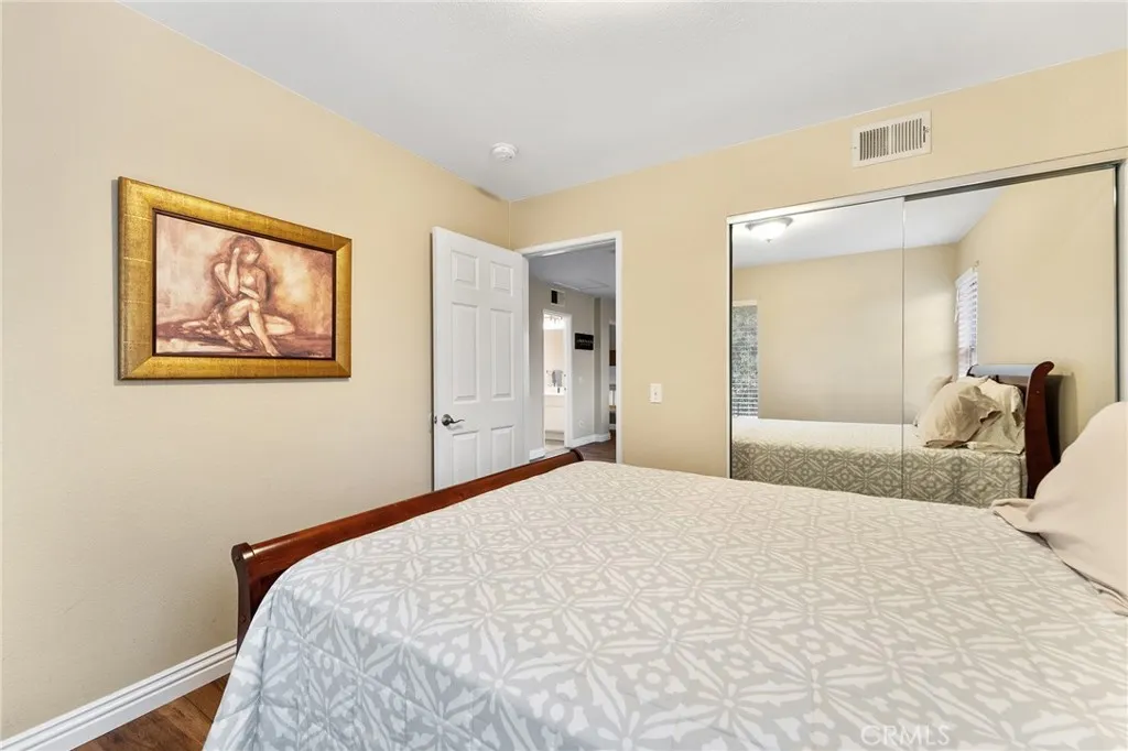 https://cdn.realtyfeed.com/cdn/127/306519524/d528b1a3b0365d134bdf17dd7567d8da.webp