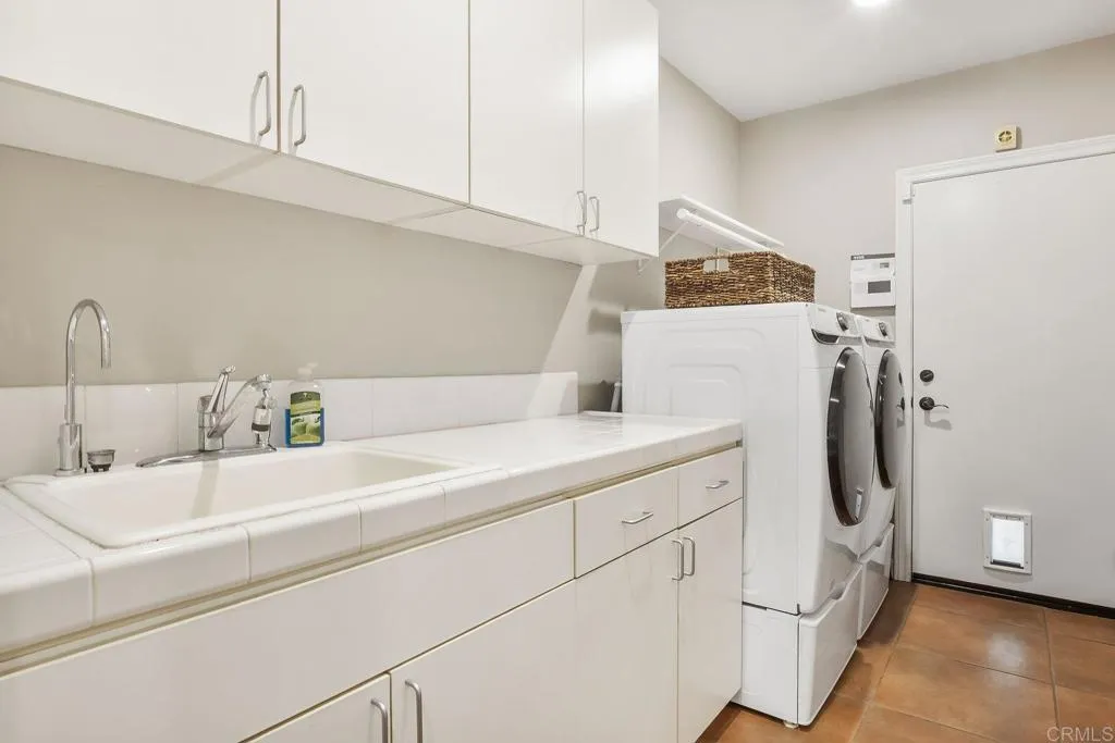 https://cdn.realtyfeed.com/cdn/127/306519527/1997f55c1a016ea860011cc22f14b73b.webp