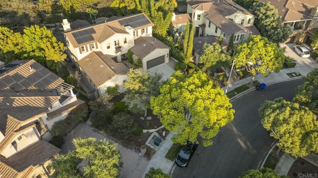 https://cdn.realtyfeed.com/cdn/127/306519527/2c37203d4d25eeda56a4782b101156cc.webp