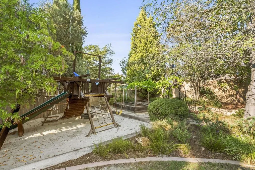 https://cdn.realtyfeed.com/cdn/127/306519527/81332e94f7c2d01c18b723fd881f9671.webp