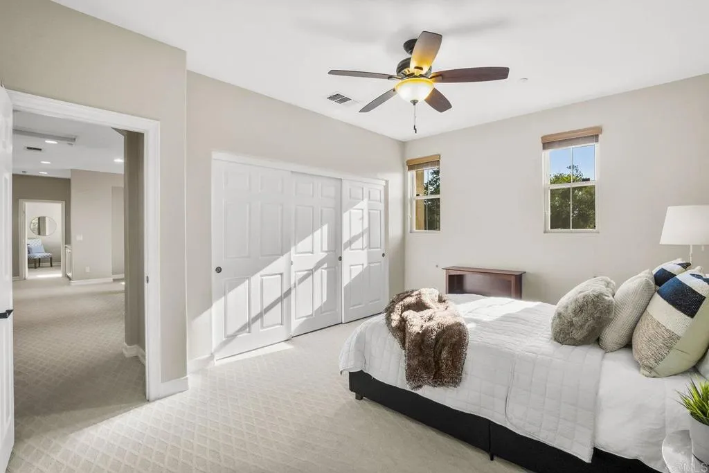 https://cdn.realtyfeed.com/cdn/127/306519527/cc120eeb037ba6e50a931154aff4ed33.webp