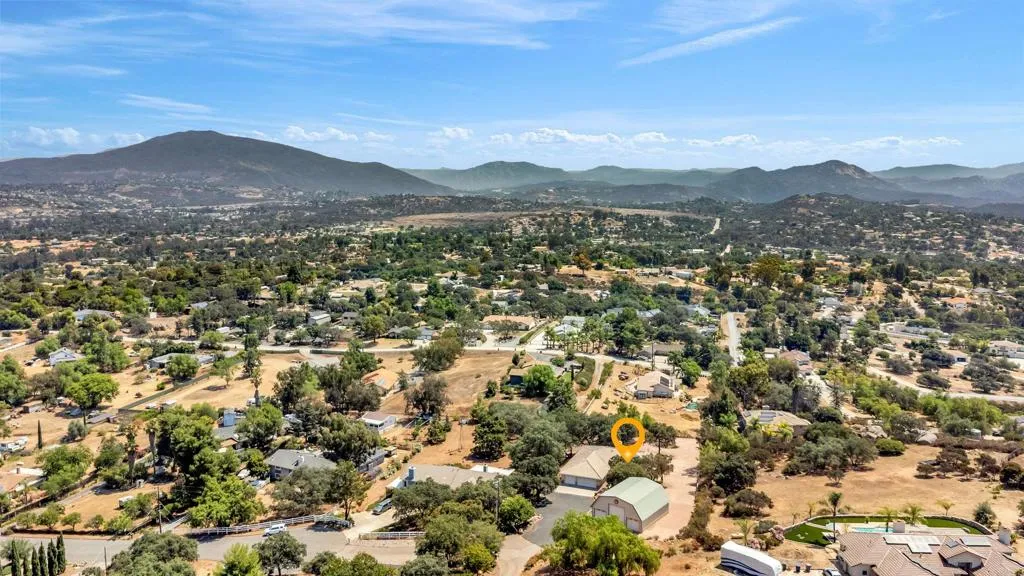 https://cdn.realtyfeed.com/cdn/127/306519528/f9d0094948b39ff71848f20afb90f82b.webp