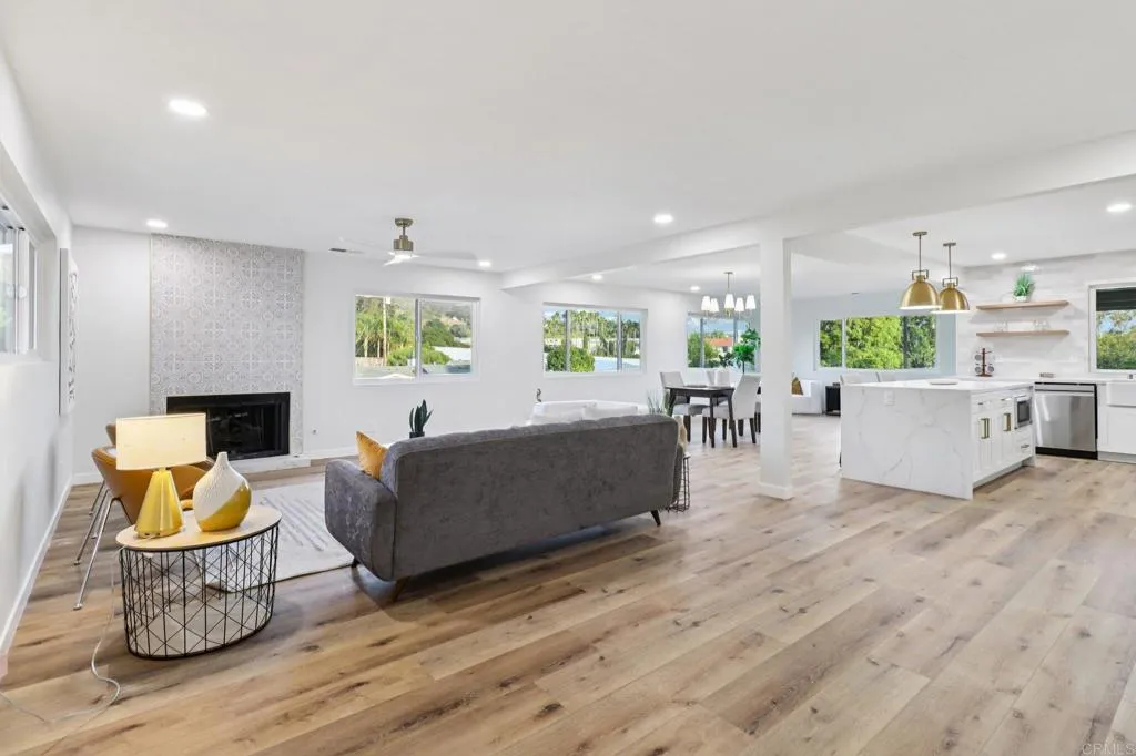https://cdn.realtyfeed.com/cdn/127/306519531/c53c0dd05de34c76680518310a67e582.webp