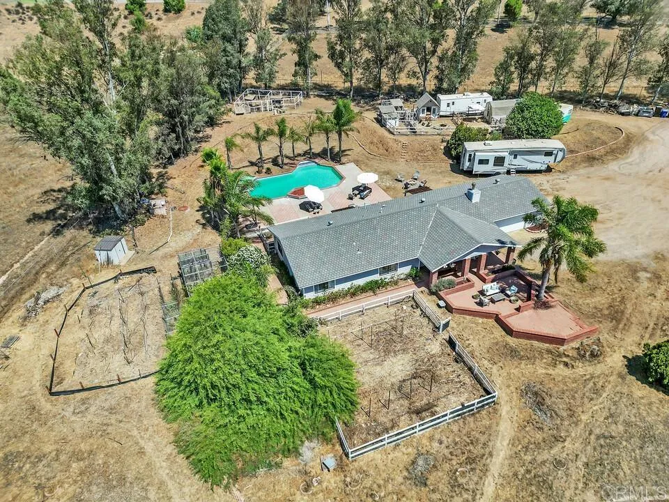 https://cdn.realtyfeed.com/cdn/127/306519546/356de903e12099f2dc9e685a1e963de7.webp