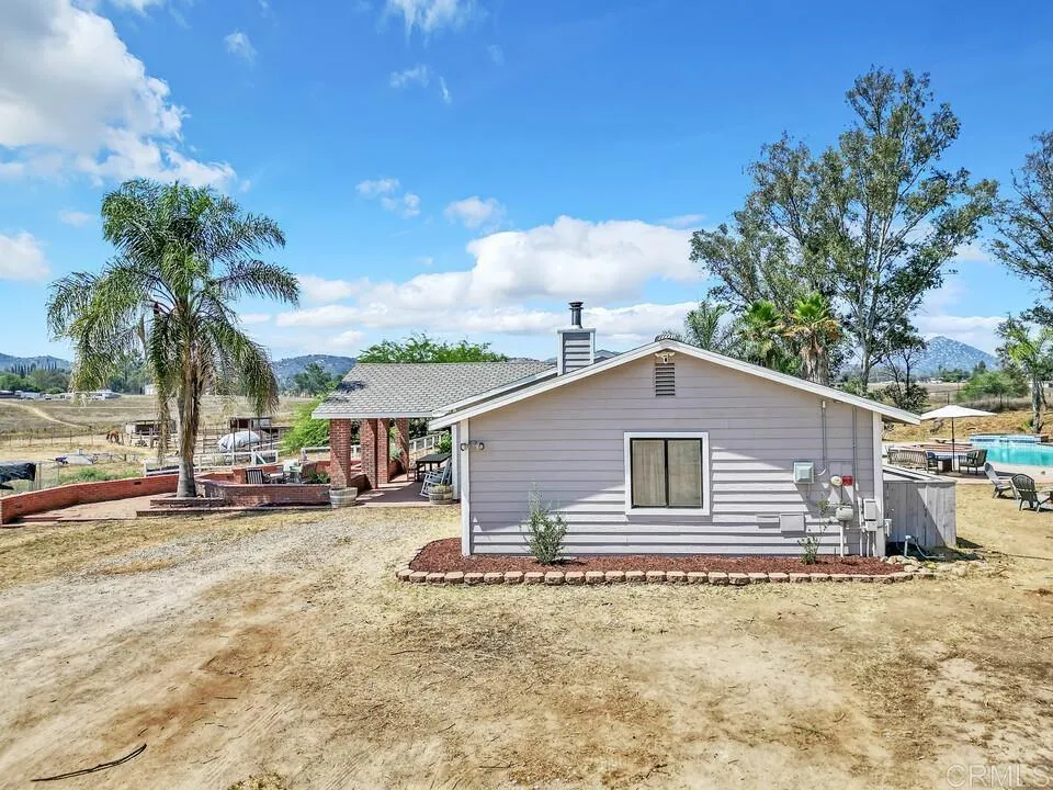 https://cdn.realtyfeed.com/cdn/127/306519546/63123066be4c53f4f2f8d213e7940f7b.webp