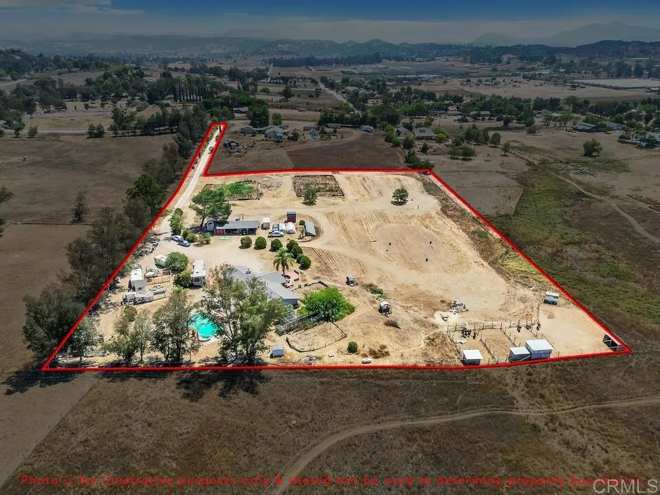 https://cdn.realtyfeed.com/cdn/127/306519546/8c2ecbdf4316ffa1a26964ee12db865f.webp