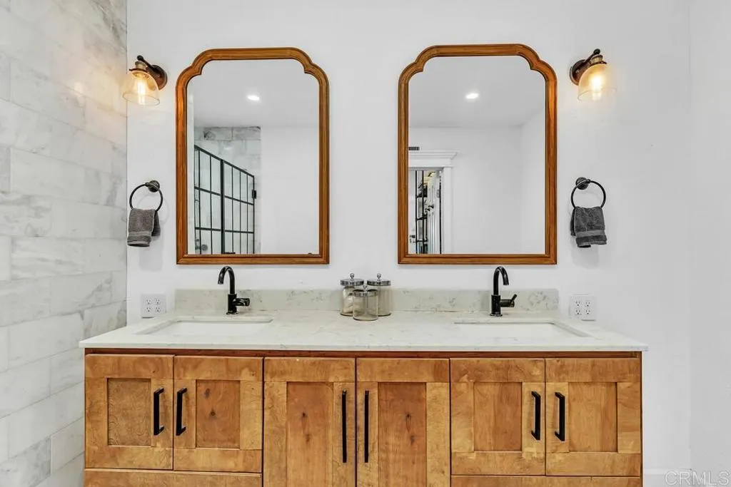 https://cdn.realtyfeed.com/cdn/127/306519546/f6a2781ac2383ac37e64b0b8f75de7e3.webp