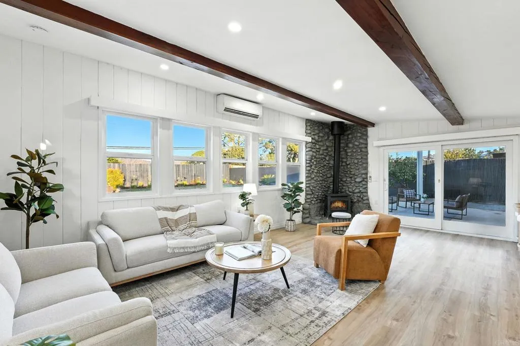 https://cdn.realtyfeed.com/cdn/127/306519591/2110b8f2b316c144cc771f92e5aeadd4.webp