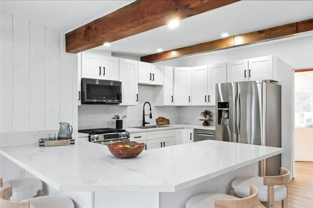 https://cdn.realtyfeed.com/cdn/127/306519591/c174e72a821ad67f5d19fe579b517a1b.webp