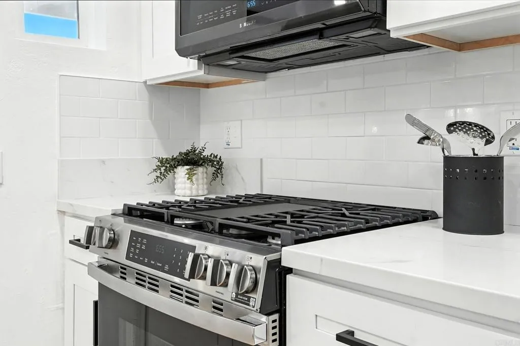 https://cdn.realtyfeed.com/cdn/127/306519591/f09374d135b6bc85b0ada7fb550d1ab2.webp