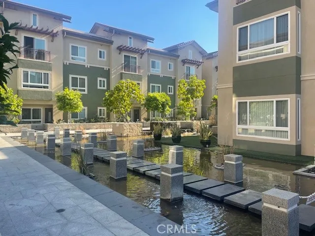 Alhambra, CA 91801