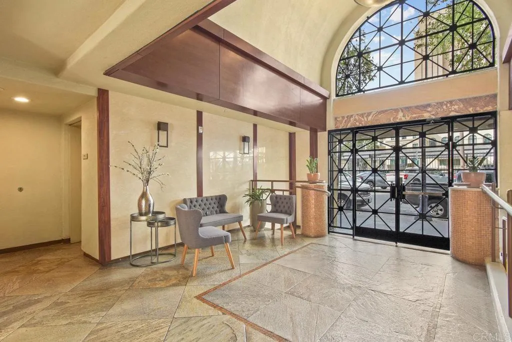Photo #4: PTP2506247 Listing 