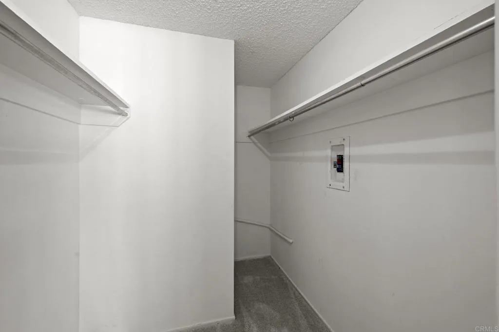 https://cdn.realtyfeed.com/cdn/127/306519671/fd0e7486ce57e5d702941e4ae0bcee26.webp