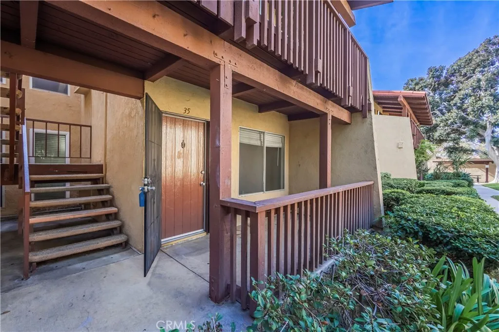 Santa Ana, CA 92707
