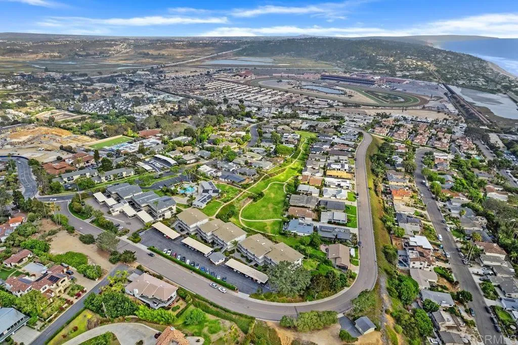 https://cdn.realtyfeed.com/cdn/127/306519676/482b33c9b2a97411a782d48cf4e0c413.webp