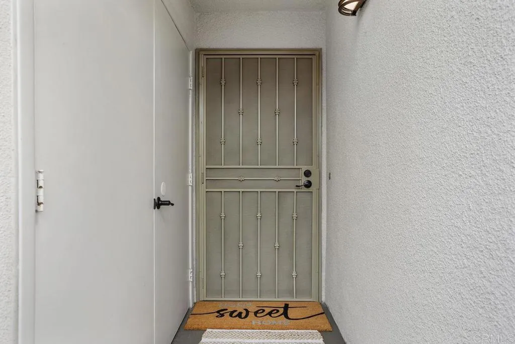 https://cdn.realtyfeed.com/cdn/127/306519676/6d1f97bd86aec1ede8a6c1cc71cf1d5c.webp