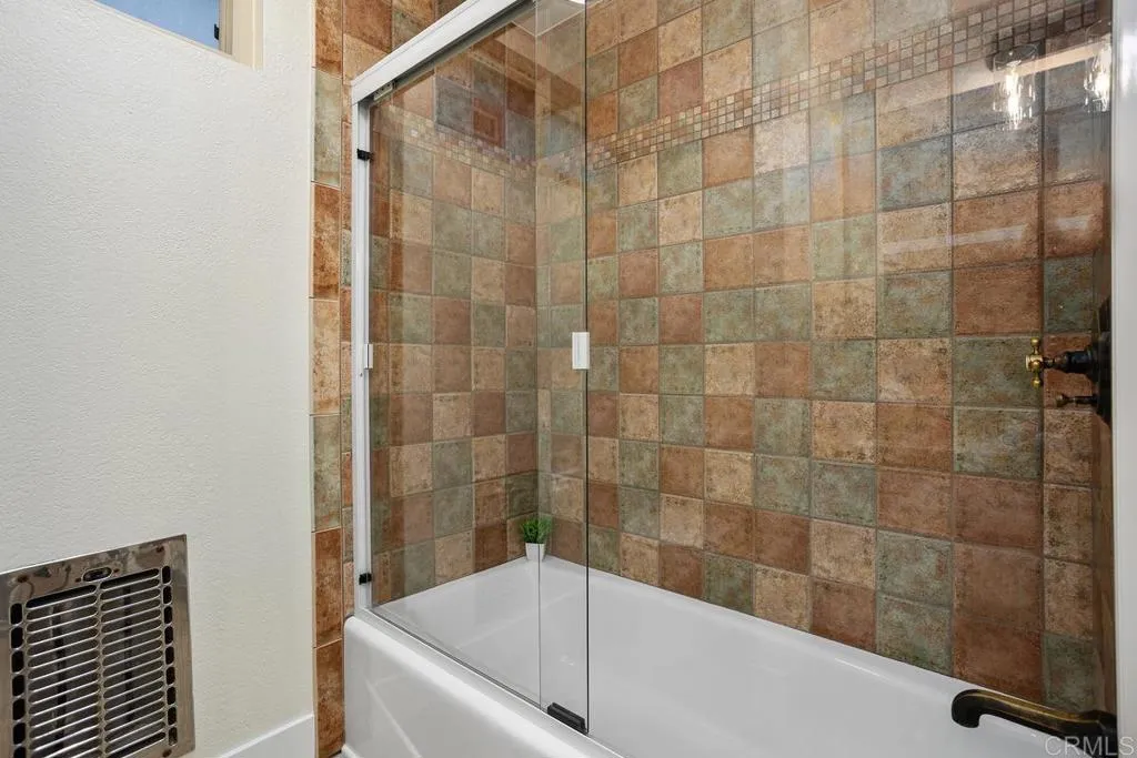 https://cdn.realtyfeed.com/cdn/127/306519676/ee610c19737b956bf57b413525e07d43.webp