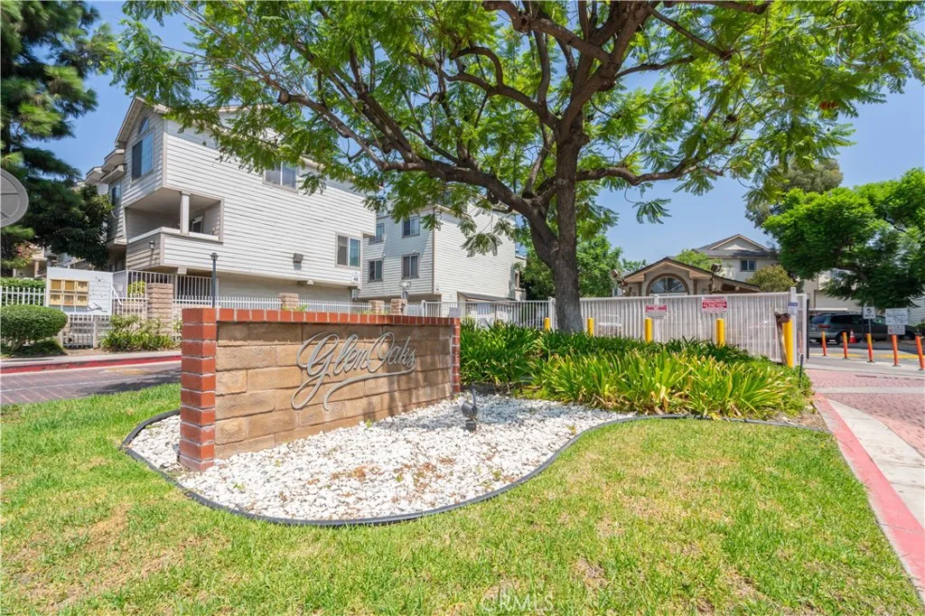 Pacoima, CA 91331