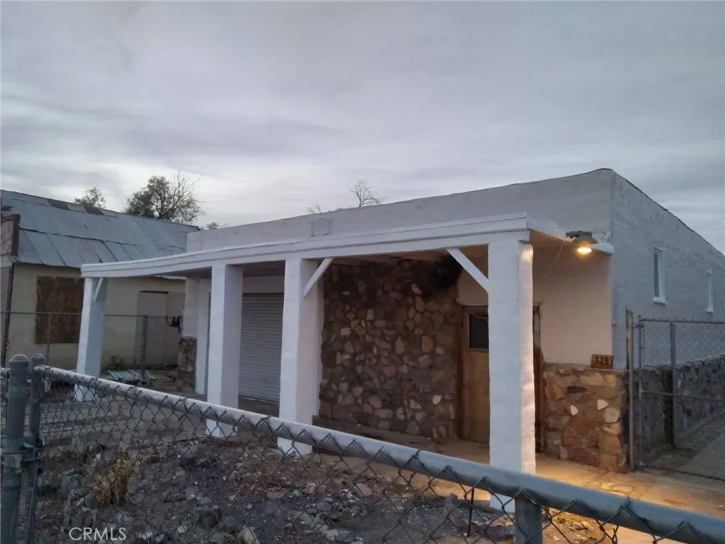 125 E Yermo Road, Yermo, CA 92398