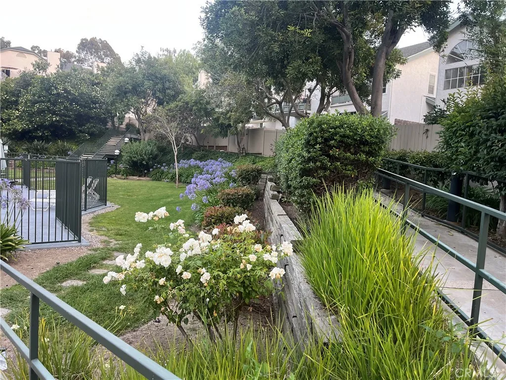 https://cdn.realtyfeed.com/cdn/127/306519731/24194e59eba41f815eeeac5f43ce0a6b.webp