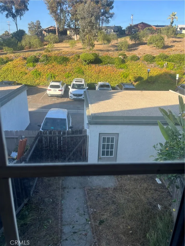 https://cdn.realtyfeed.com/cdn/127/306519731/73faf0a381808d1baafd1d2282cb205c.webp