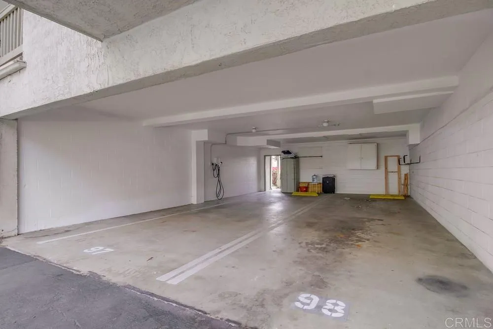 https://cdn.realtyfeed.com/cdn/127/306519744/2de53bac57ff5025036dcee339ef47d2.webp