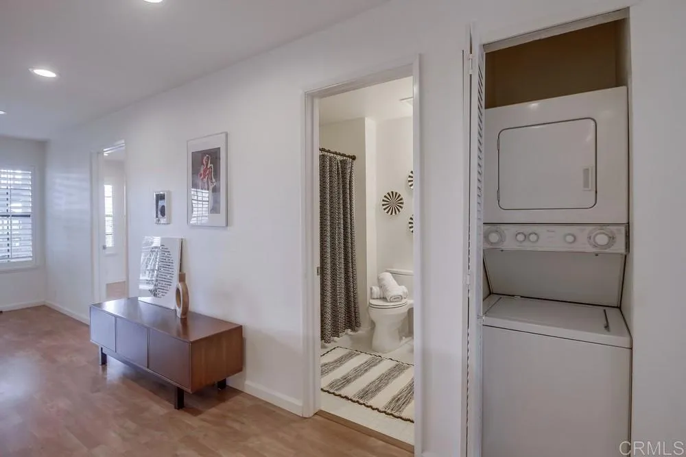 https://cdn.realtyfeed.com/cdn/127/306519744/37d1a916b46c4b46e5a156ad95ea0f76.webp