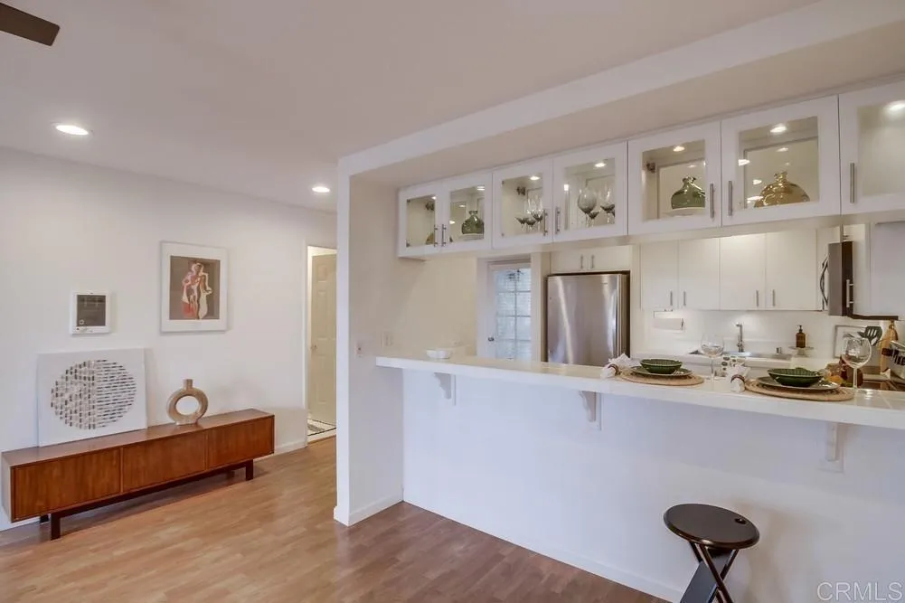 https://cdn.realtyfeed.com/cdn/127/306519744/552bfabb3b08ad67eeadff09bdea6431.webp