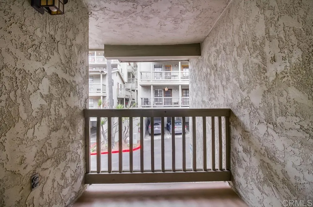 https://cdn.realtyfeed.com/cdn/127/306519744/97df4b6f3a9f392b14f0ea10d7fb14c4.webp