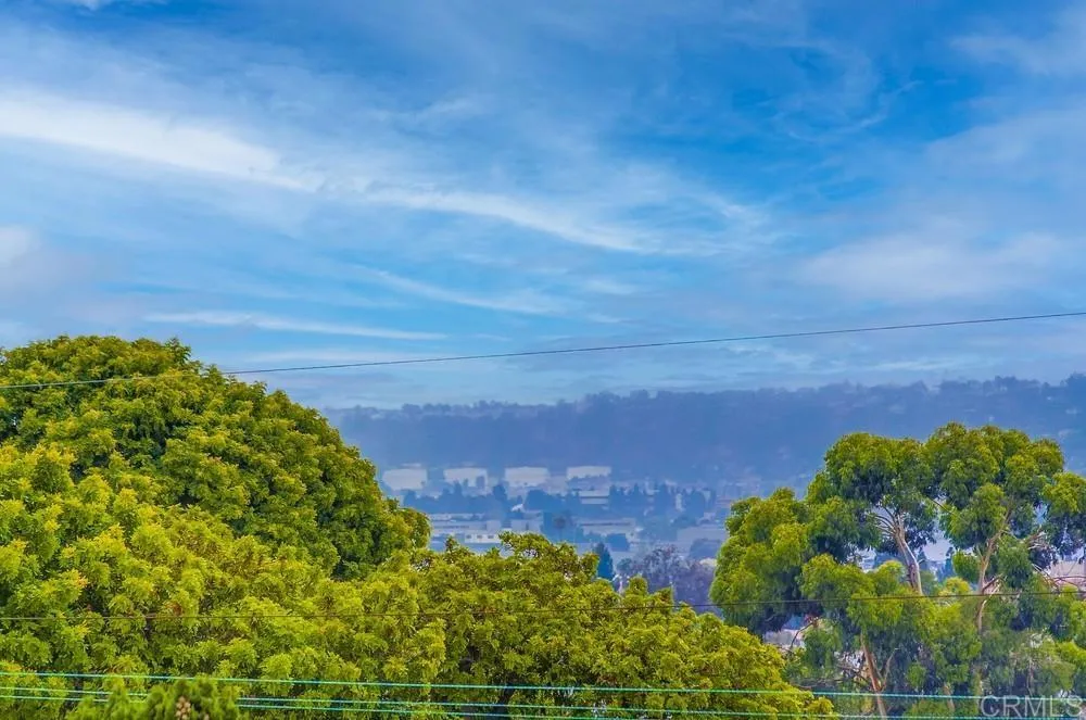 https://cdn.realtyfeed.com/cdn/127/306519744/c02f040494f591966b9d49cf76b8d03f.webp