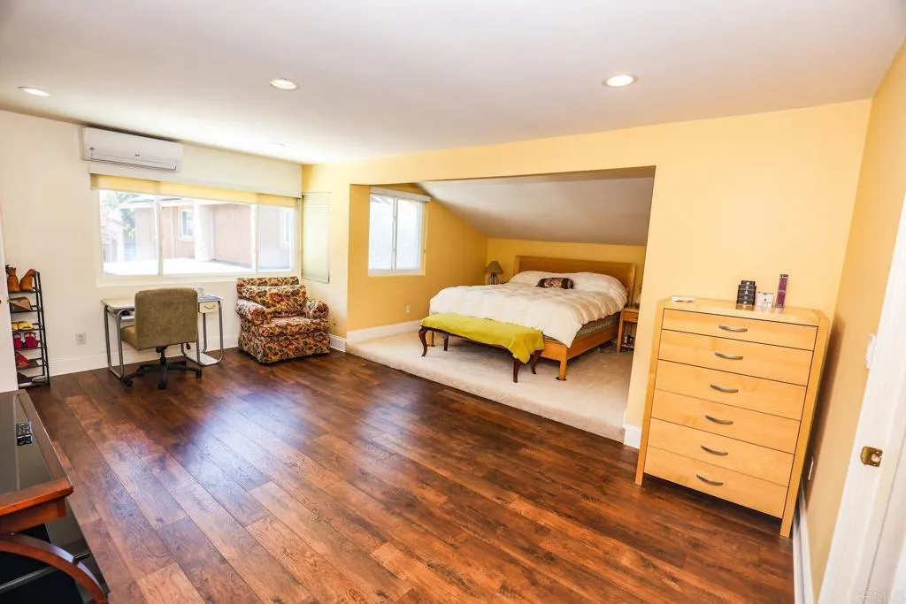 https://cdn.realtyfeed.com/cdn/127/306519752/0776fe0f74fd83bdf21ec5e1066b1572.webp