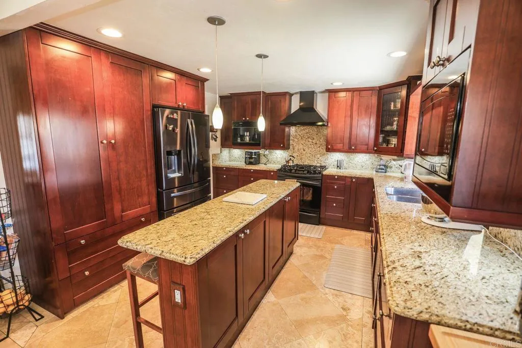 https://cdn.realtyfeed.com/cdn/127/306519752/0dcaee88e4bc0cfc2c250f0a0f55814a.webp