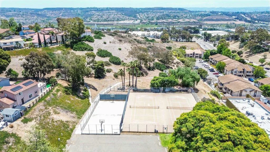 https://cdn.realtyfeed.com/cdn/127/306519752/1f7624526d9d9ee5c92ad4d37f4f8a99.webp