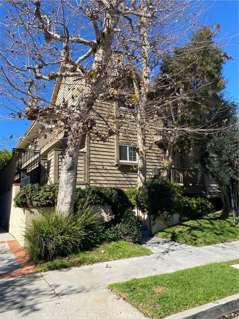 Los Angeles, CA 90034